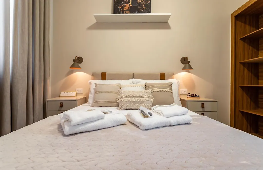 Copacabana Apt - Best Location - Walk To The Beach-1